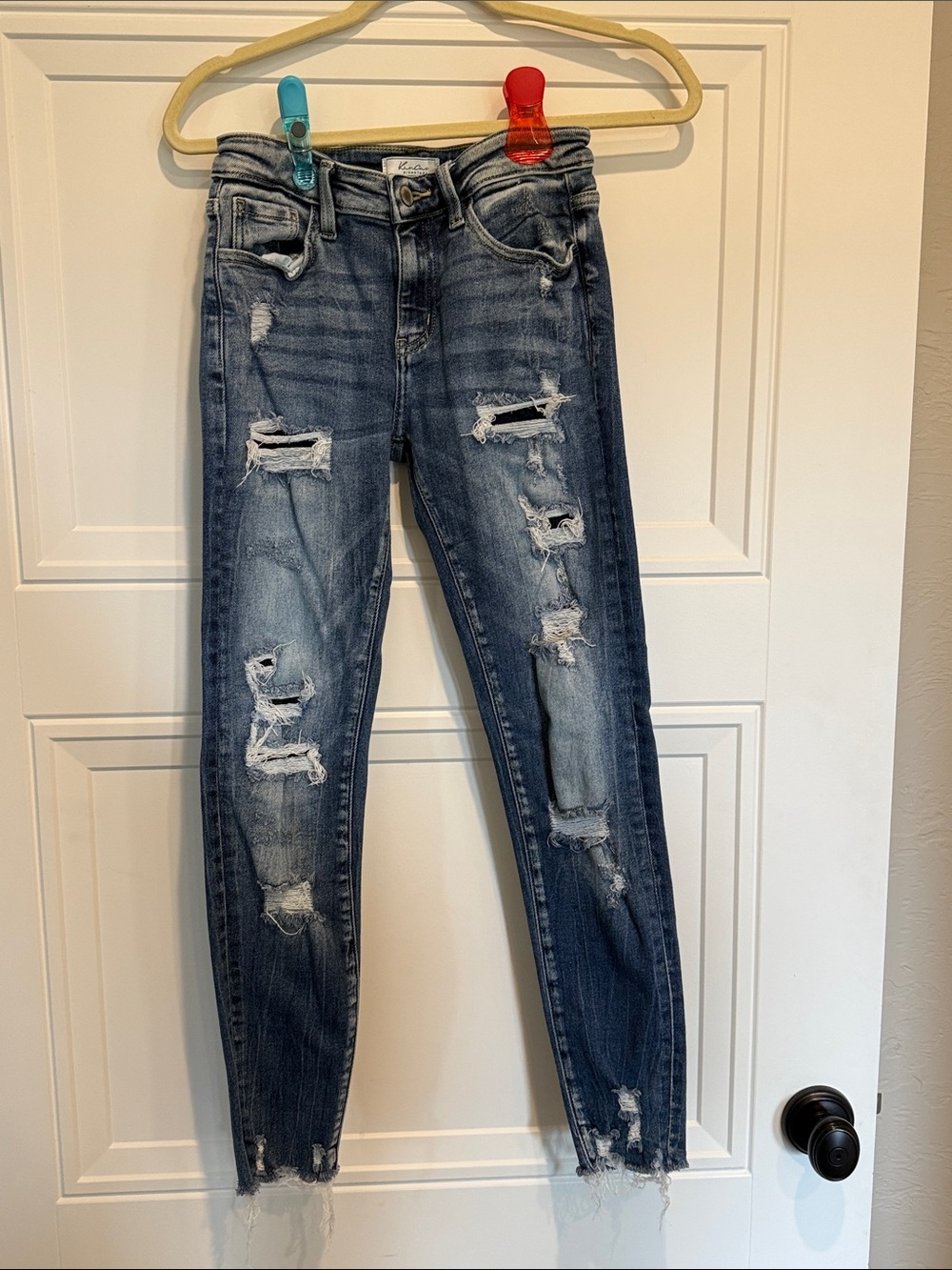 KanCan Distressed Skinny Jeans in Blue Wash